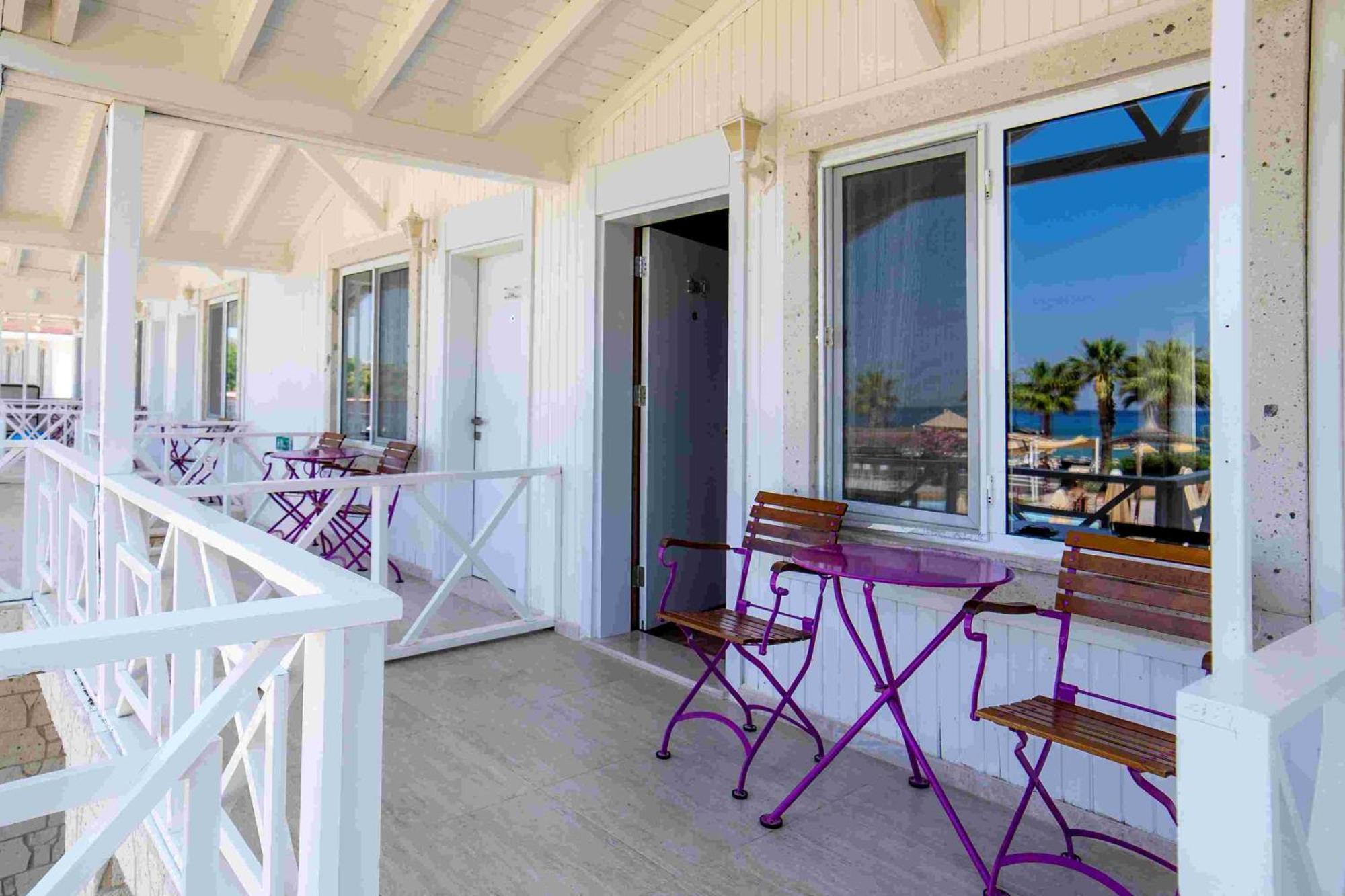 Risus Beach Resort Hotel Kusadası Exterior foto