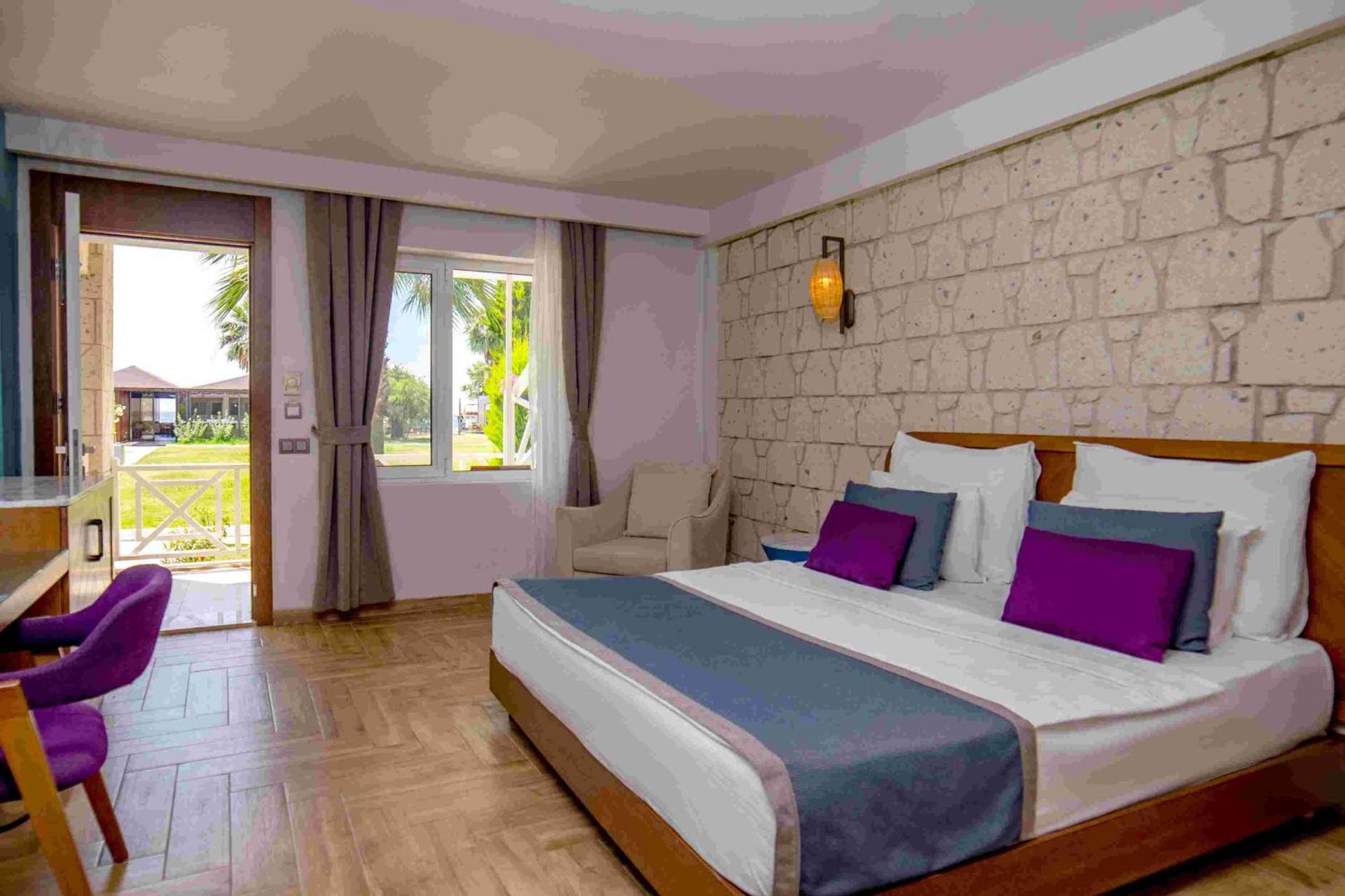 Risus Beach Resort Hotel Kusadası Exterior foto