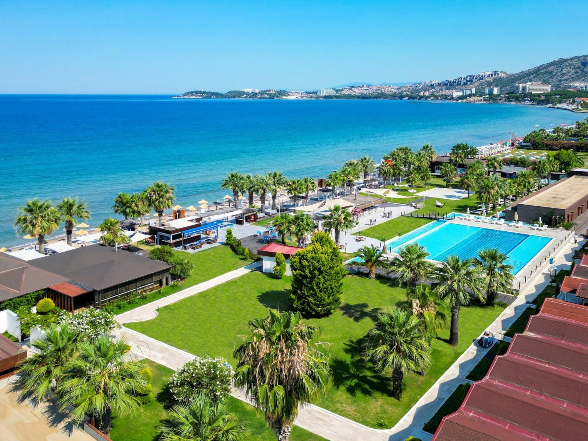 Risus Beach Resort Hotel Kusadası Exterior foto